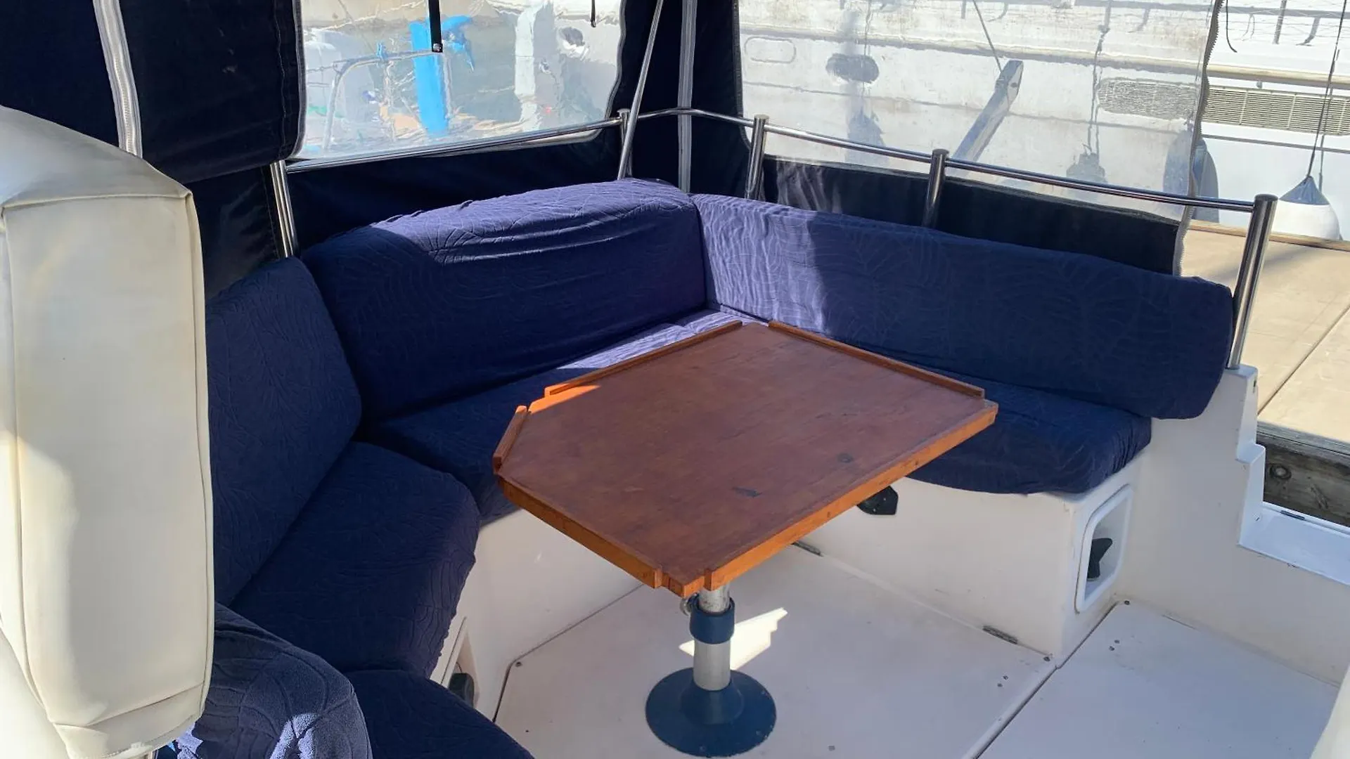 Botel Vimaro Boat Hotel Barcelona