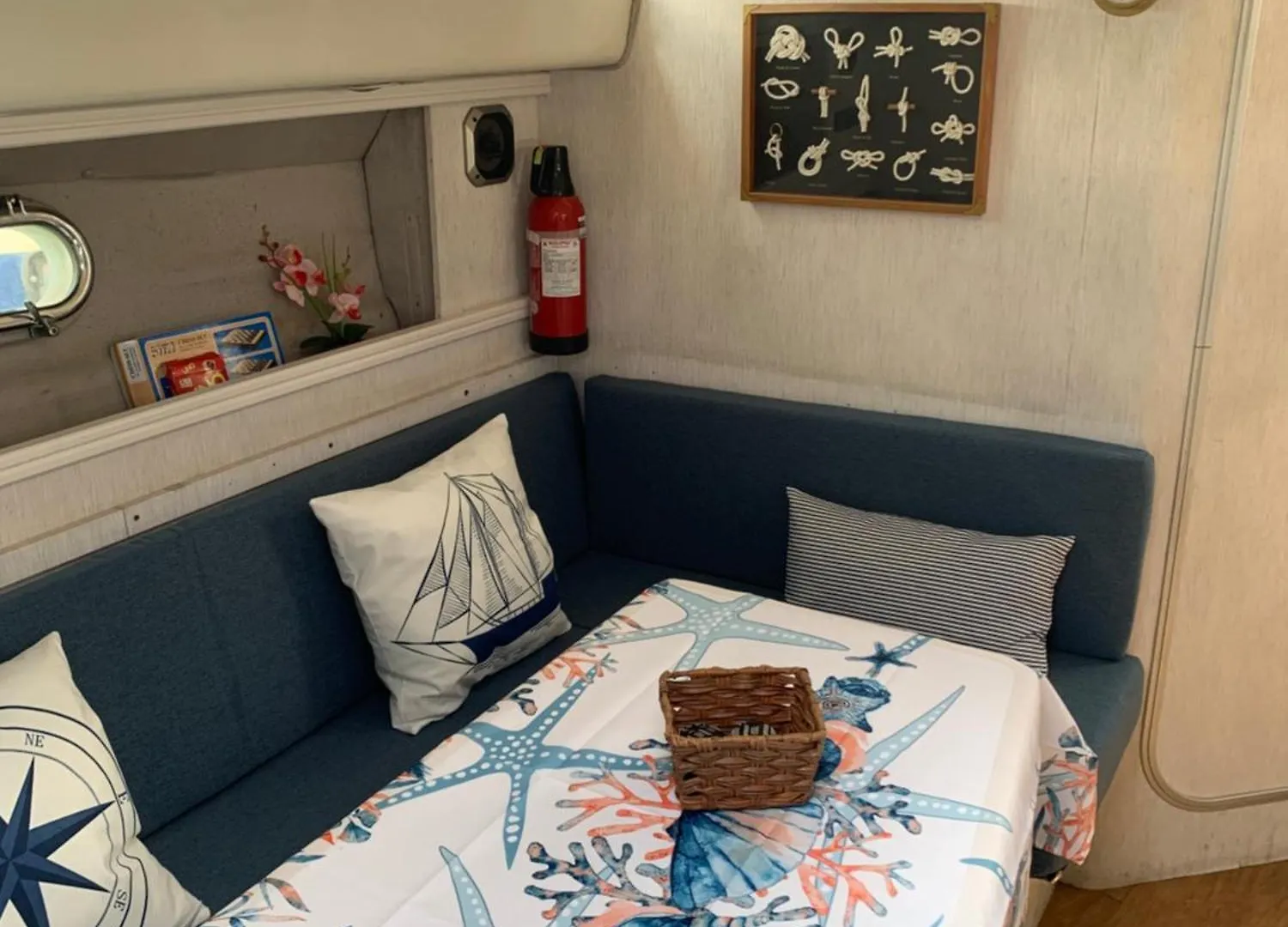 Botel Vimaro Boat Hotel Barcelona