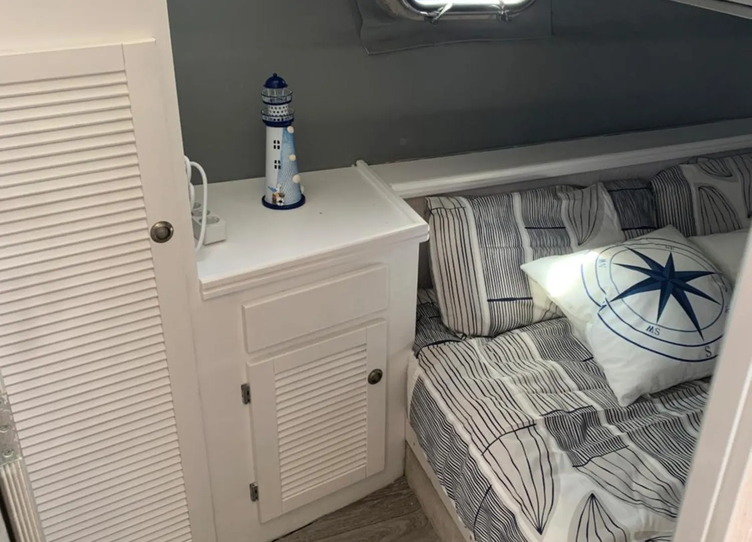 Vimaro Boat Hotel Barcelona Botel